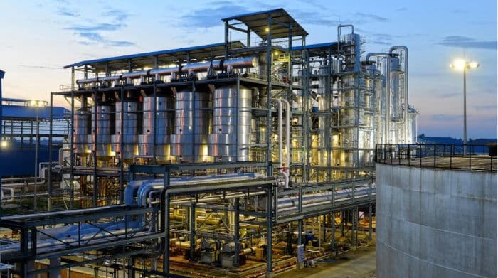 Solutions de réparation et protection pour l'industrie sucrière marocaine : évaporateurs, pompes à vesou, centrifugeuses et équipements de cristallisation.